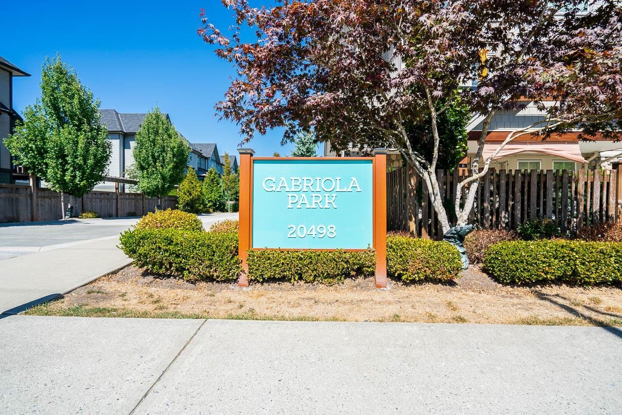 104-20498 82 Ave