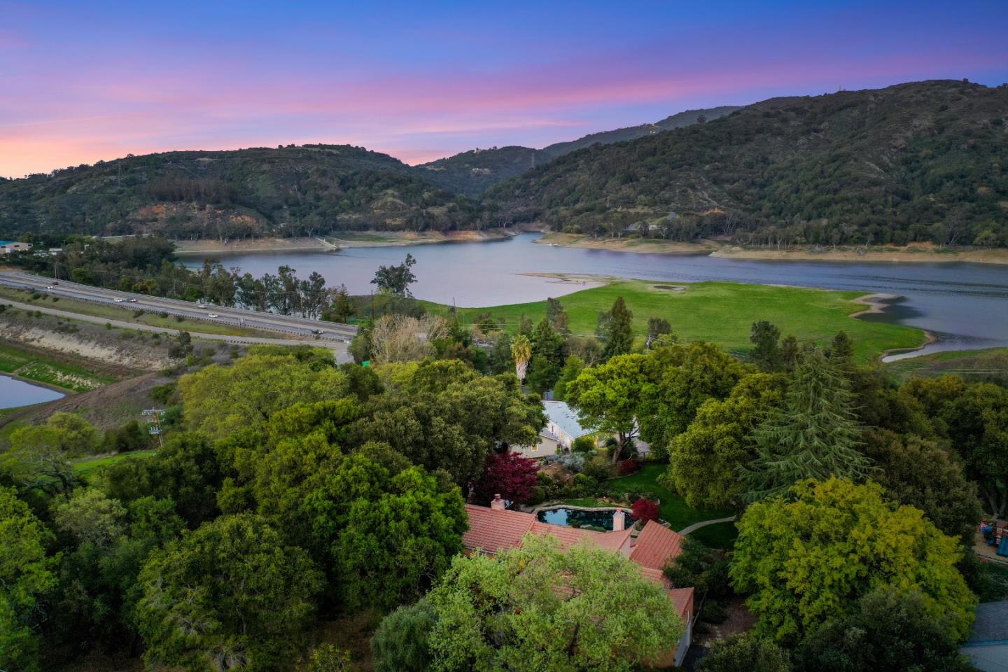18260 Lakeview Ct Los Gatos, CA 95033