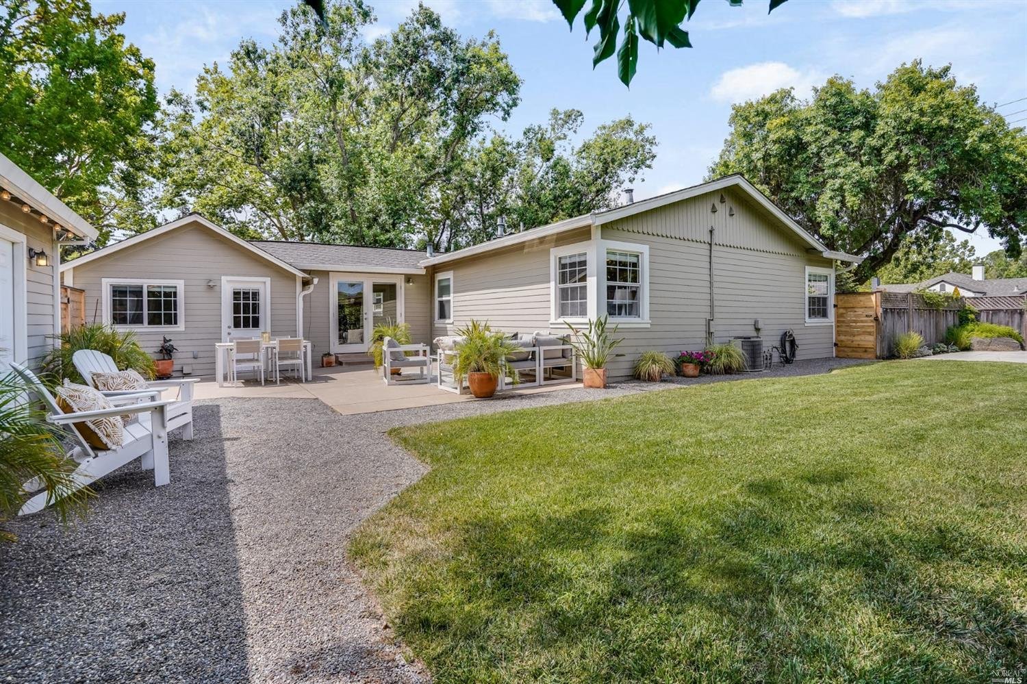 Hartson, Napa