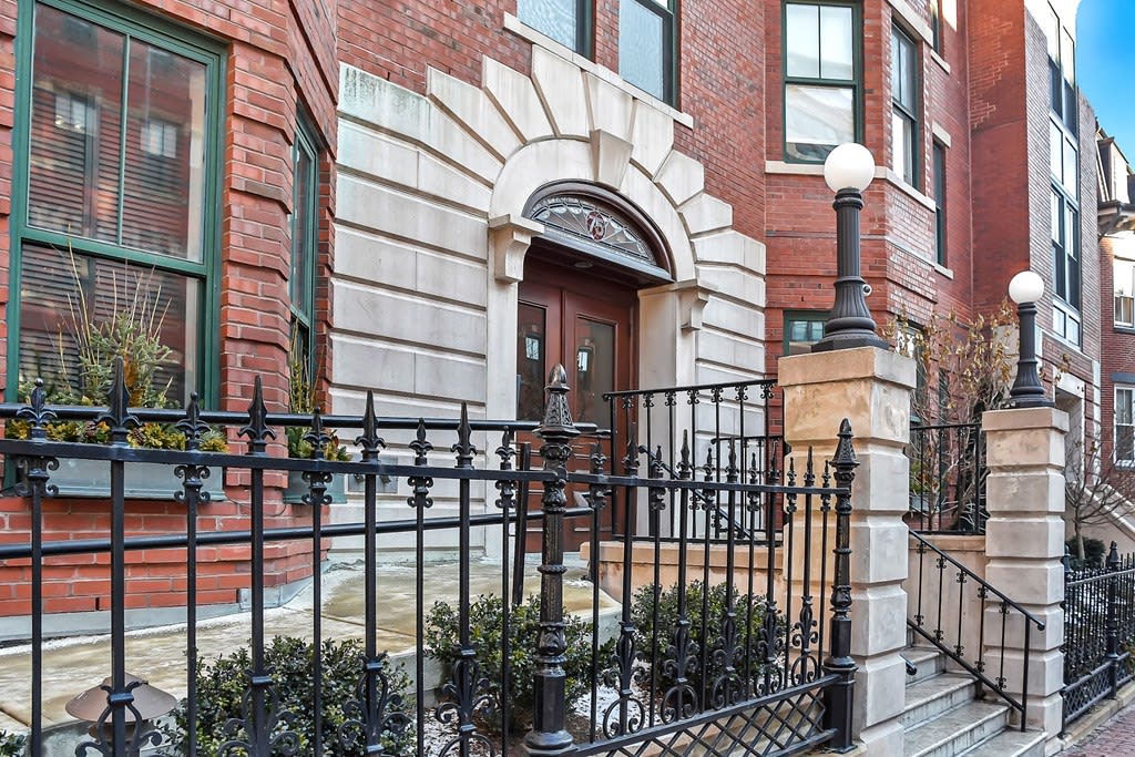75 Clarendon St - Unit: 306
