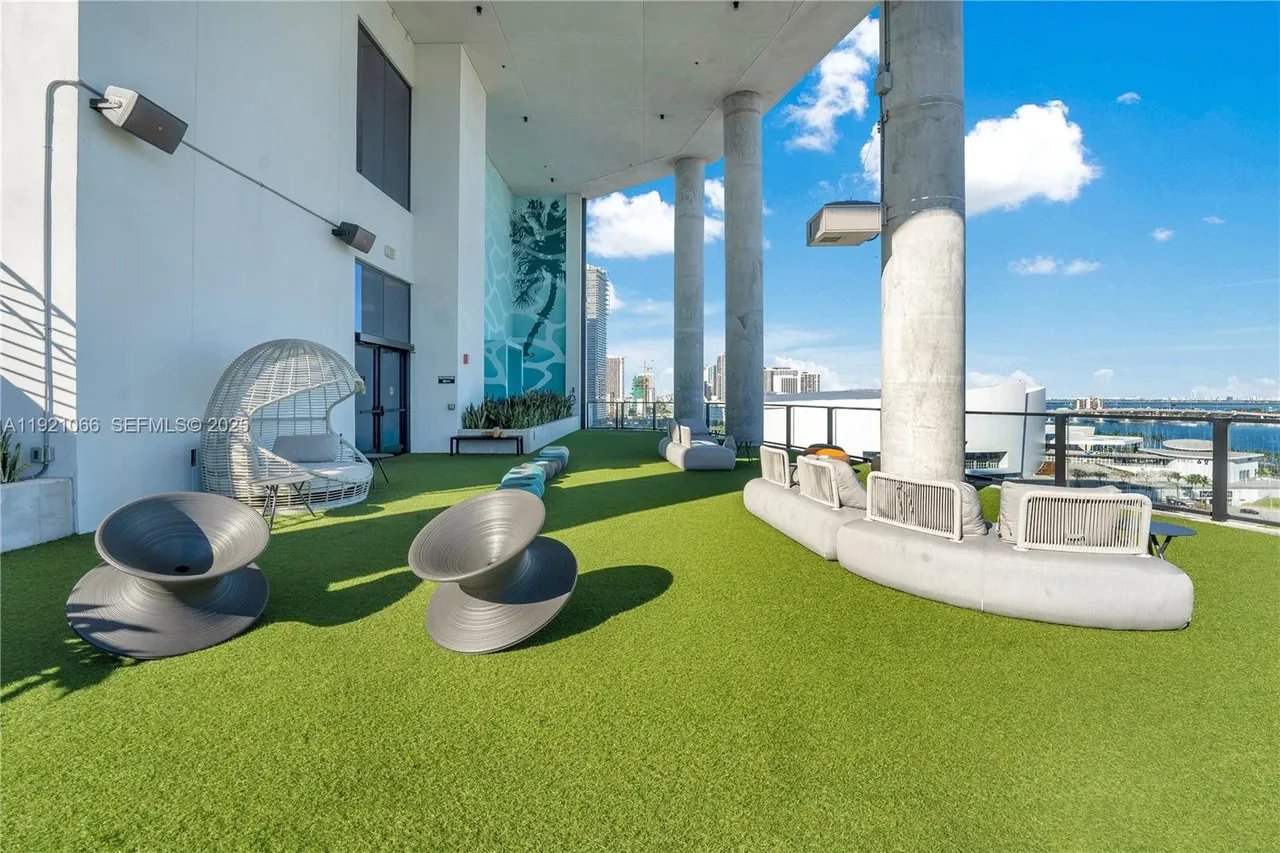New To The Market: 398 NE 5th Street #3709, Miami, FL | Miami Condo For Sale