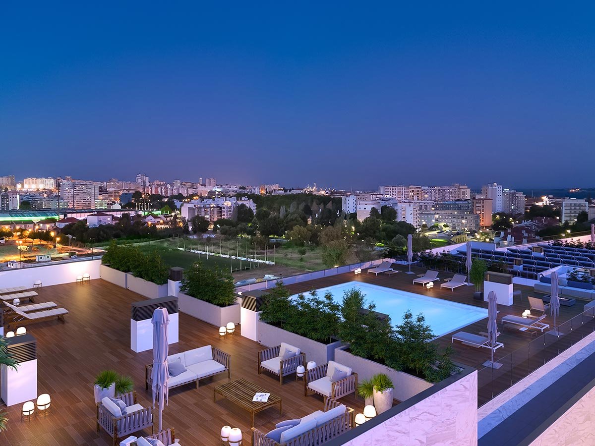 Modern 3-Bedroom Apartment with Expansive Terrace and Garage – Elevated Living in Setúbal, Portugal