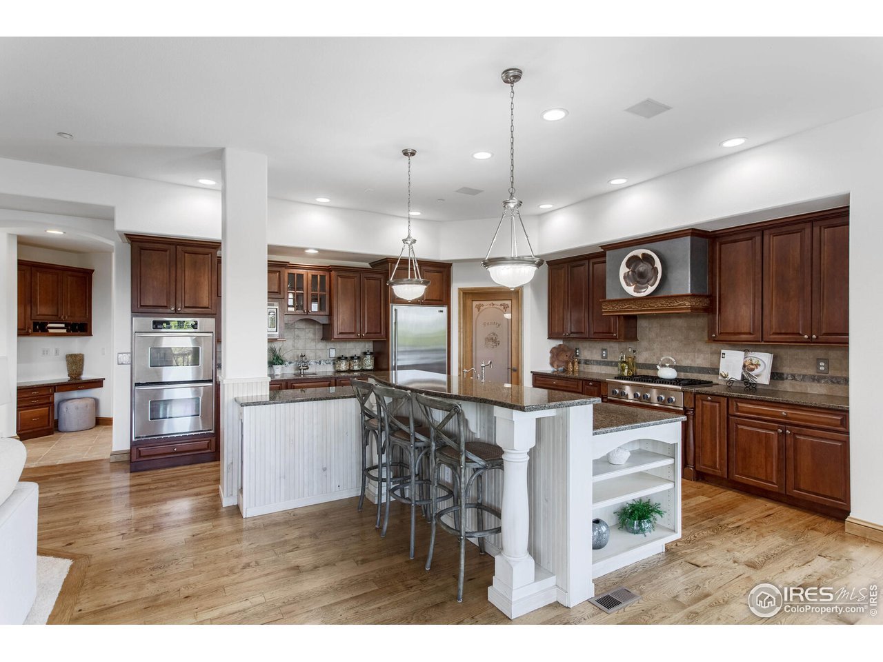 255 Barcelona Dr