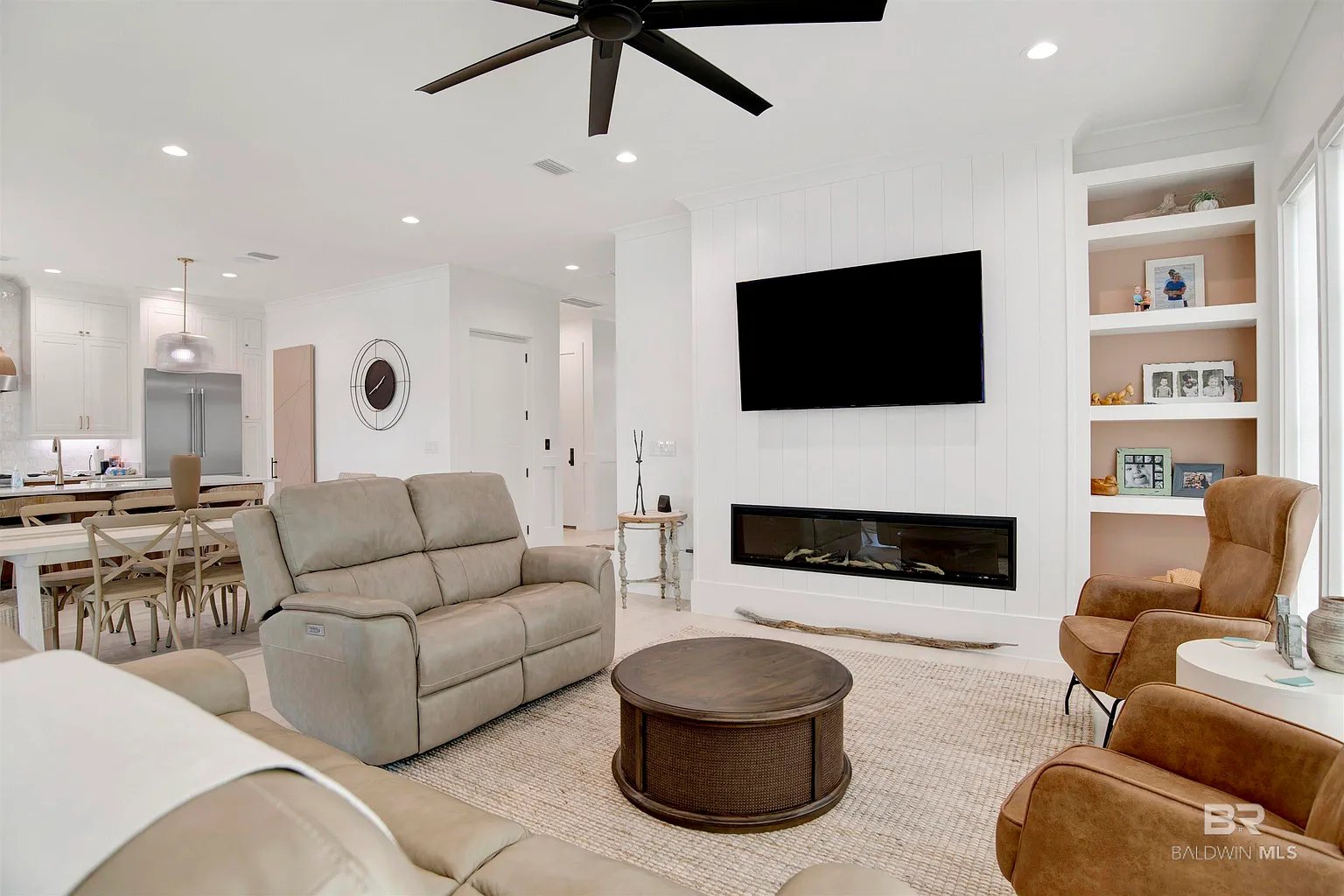 873 Inlet Cir