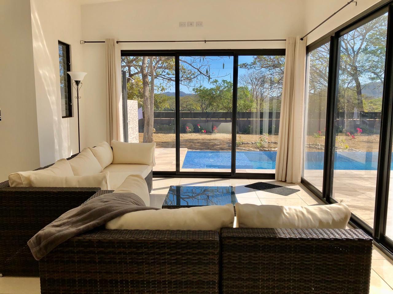 V-Stella Ju | House with Pool and Mixed-Use Land for Sale Near Finca Panamá, Costa Rica