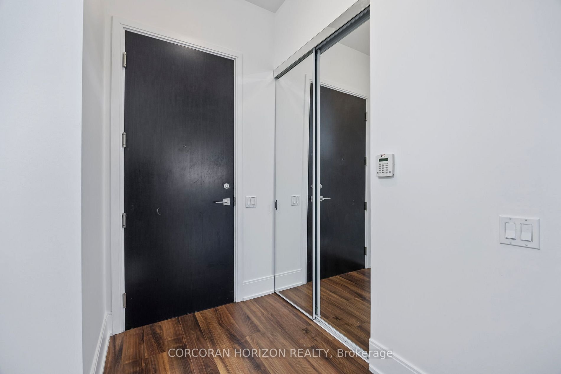PRIME PENTHOUSE LIVING IS NOW EASY! 
