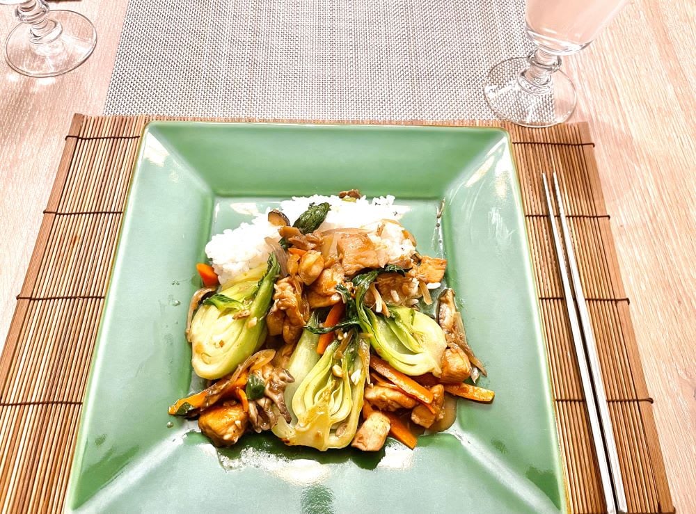 Stir-Fried Chicken & Bok Choy