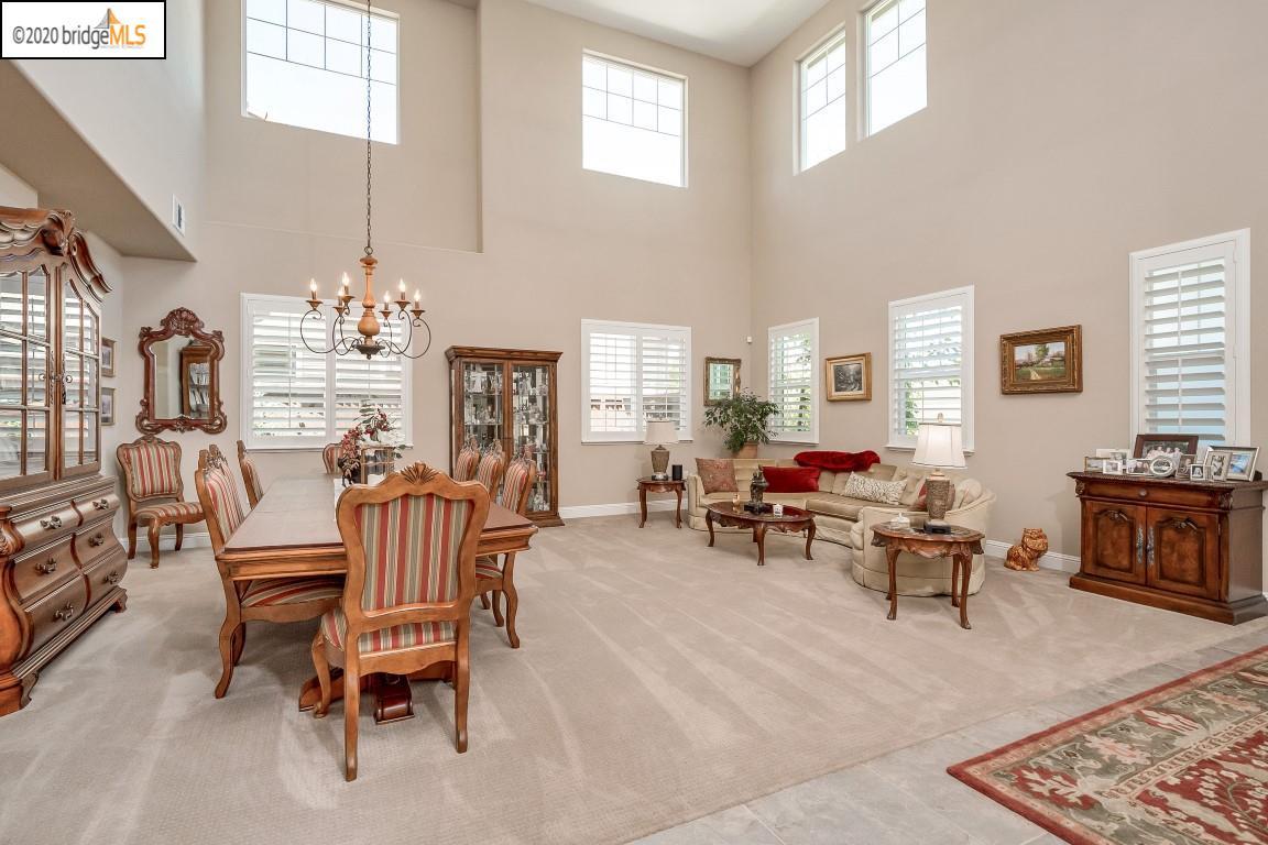 2305 Rutland Ct