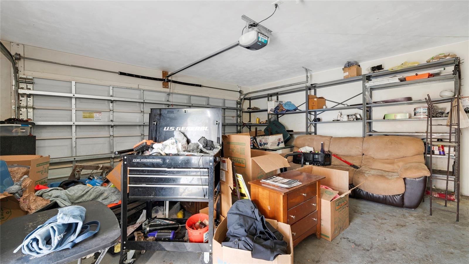 3700 NW 25th St