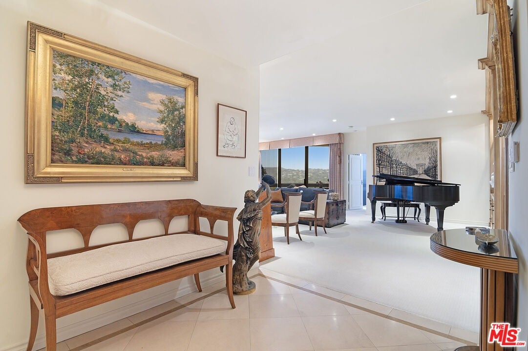 10430 Wilshire Blvd. Unit 1703
