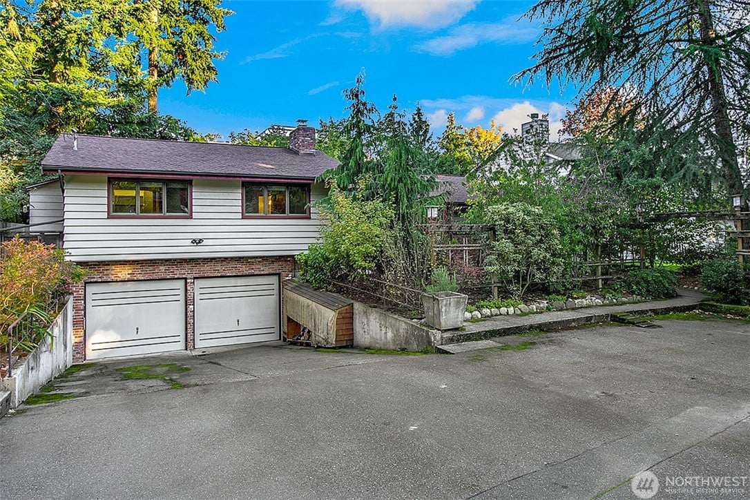 721 N 138th Street