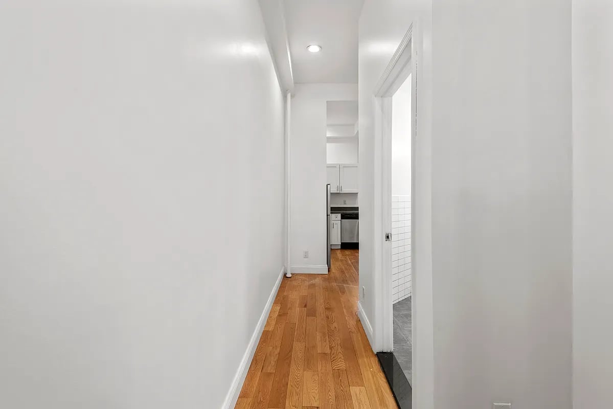 291 Wyckoff Avenue #1R