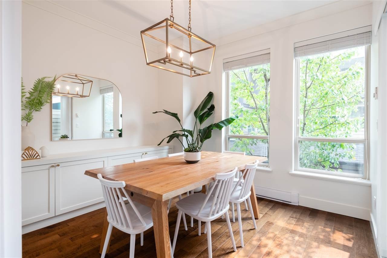 897 Premier St, #17
