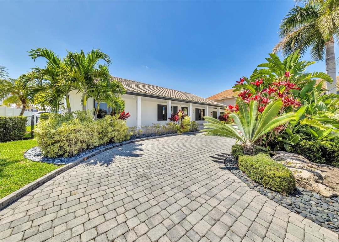 633 4th Key Dr