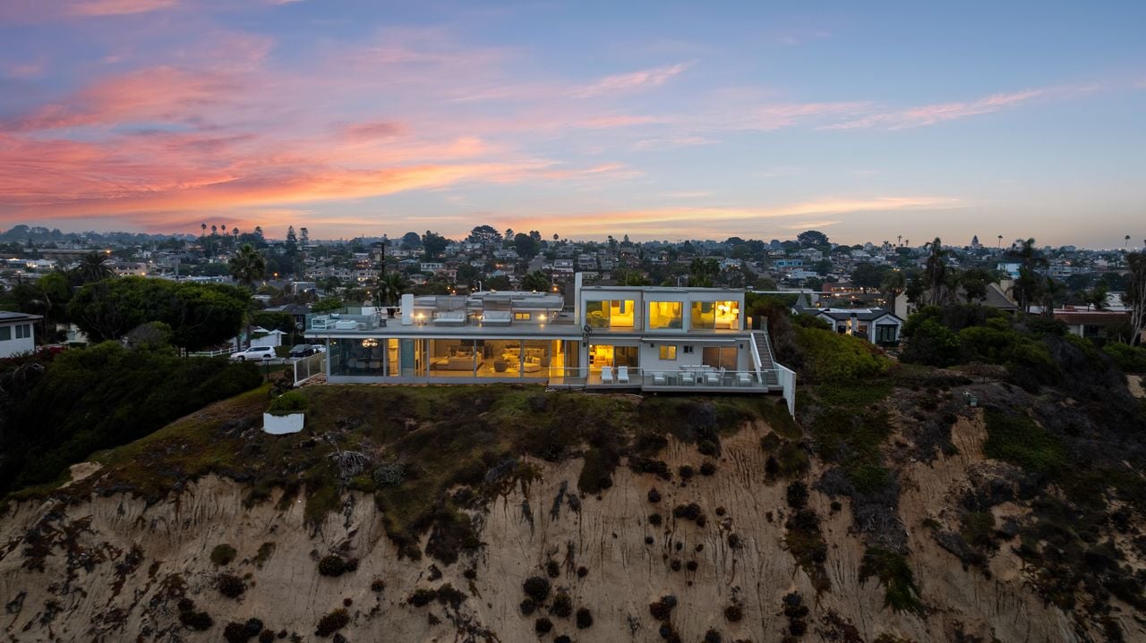 Encinitas Oceanfront Retreat