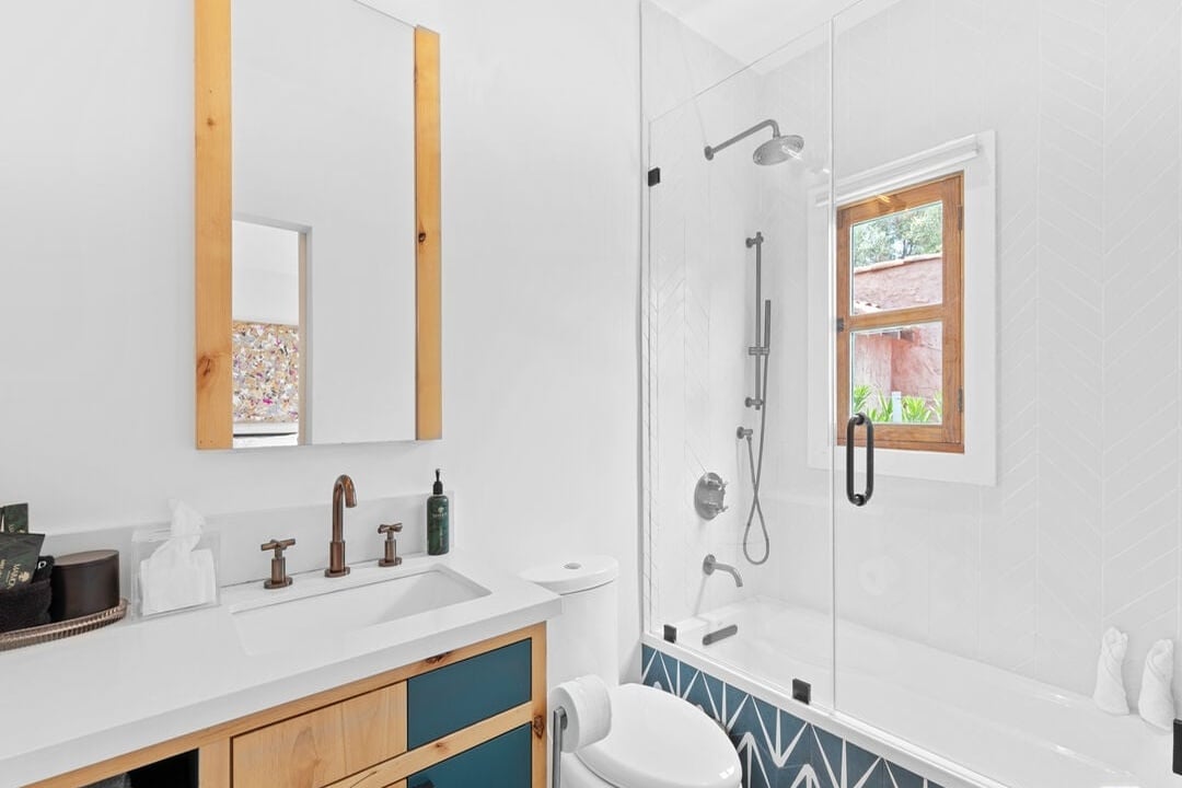 N Crescent Heights Blvd, 90048