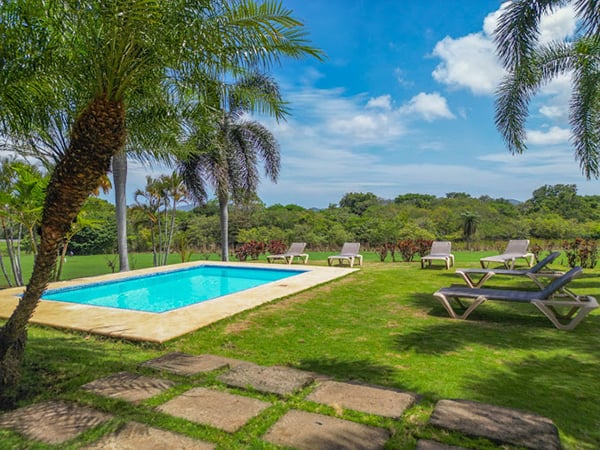 Puerta Playa Tamarindo