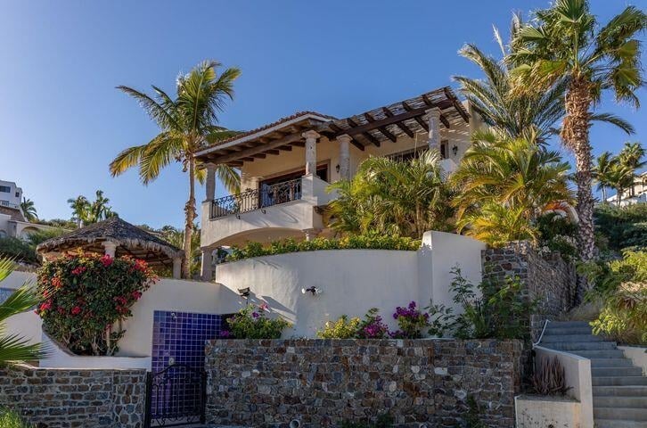 Calle Tiburon, Hacienda Palmilla San Jose Corridor