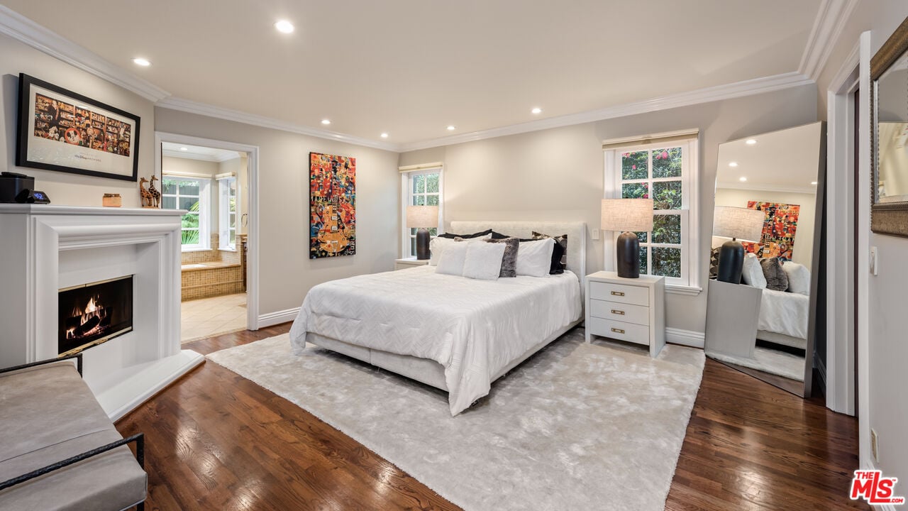 9028 Norma Pl