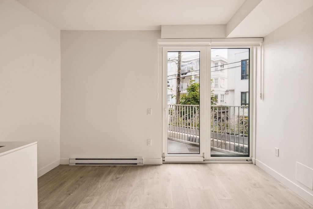 322 E 15th Ave, #212