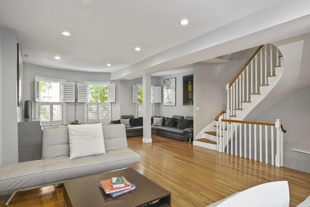 83 Waltham St, #3