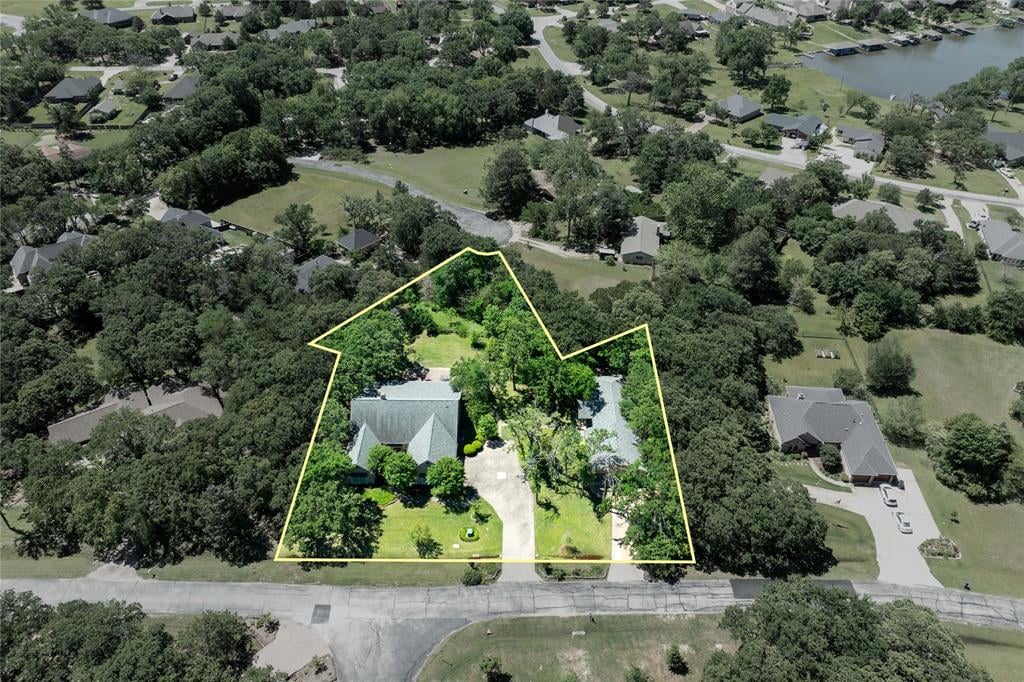 139 Shoshone Dr