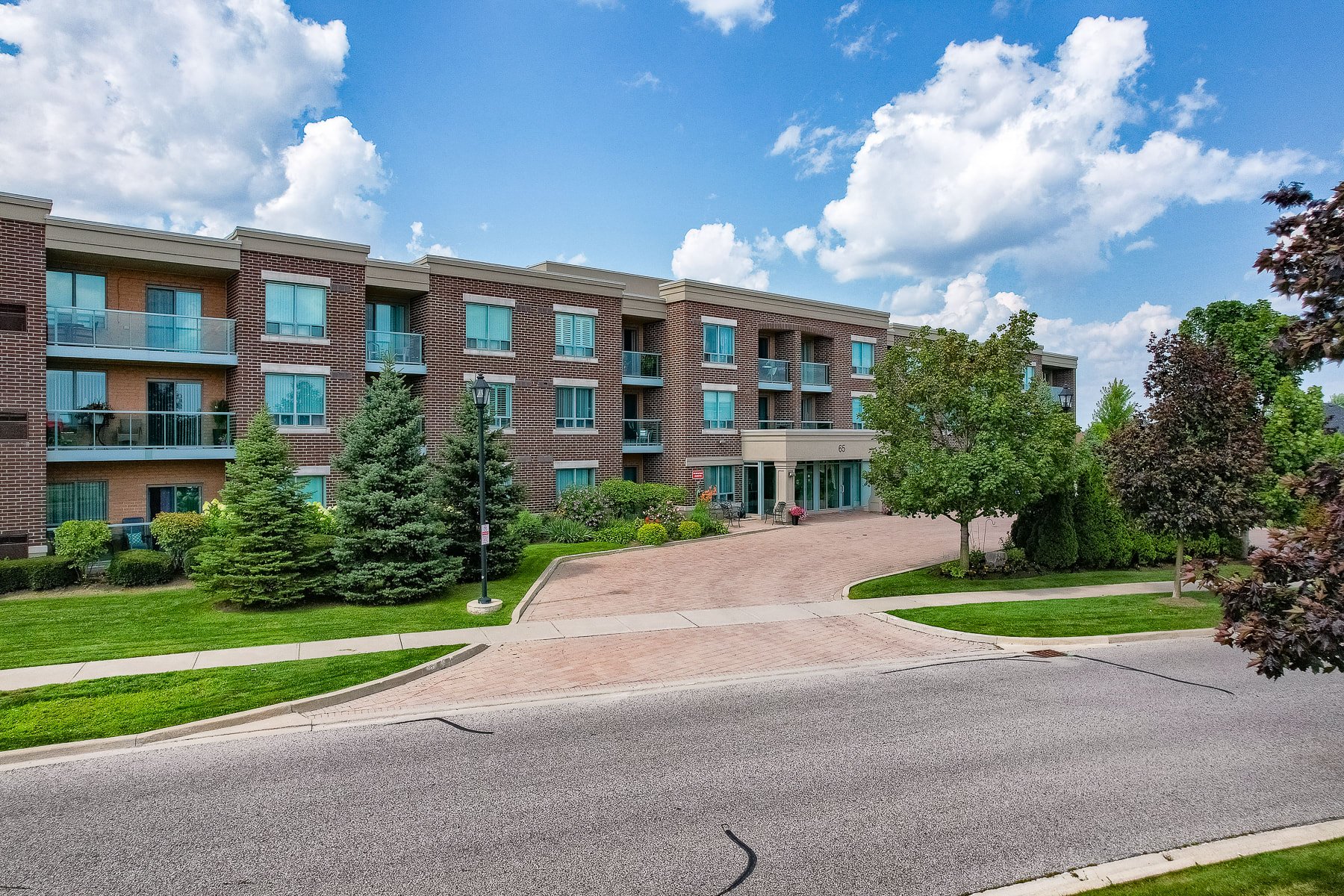 65 Via Rosedale #205