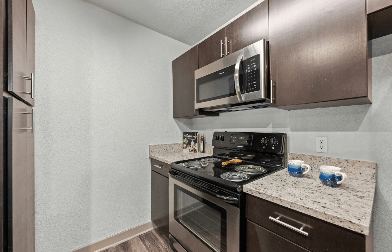 Lease today and secure 4 weeks free on select floor plans!* 