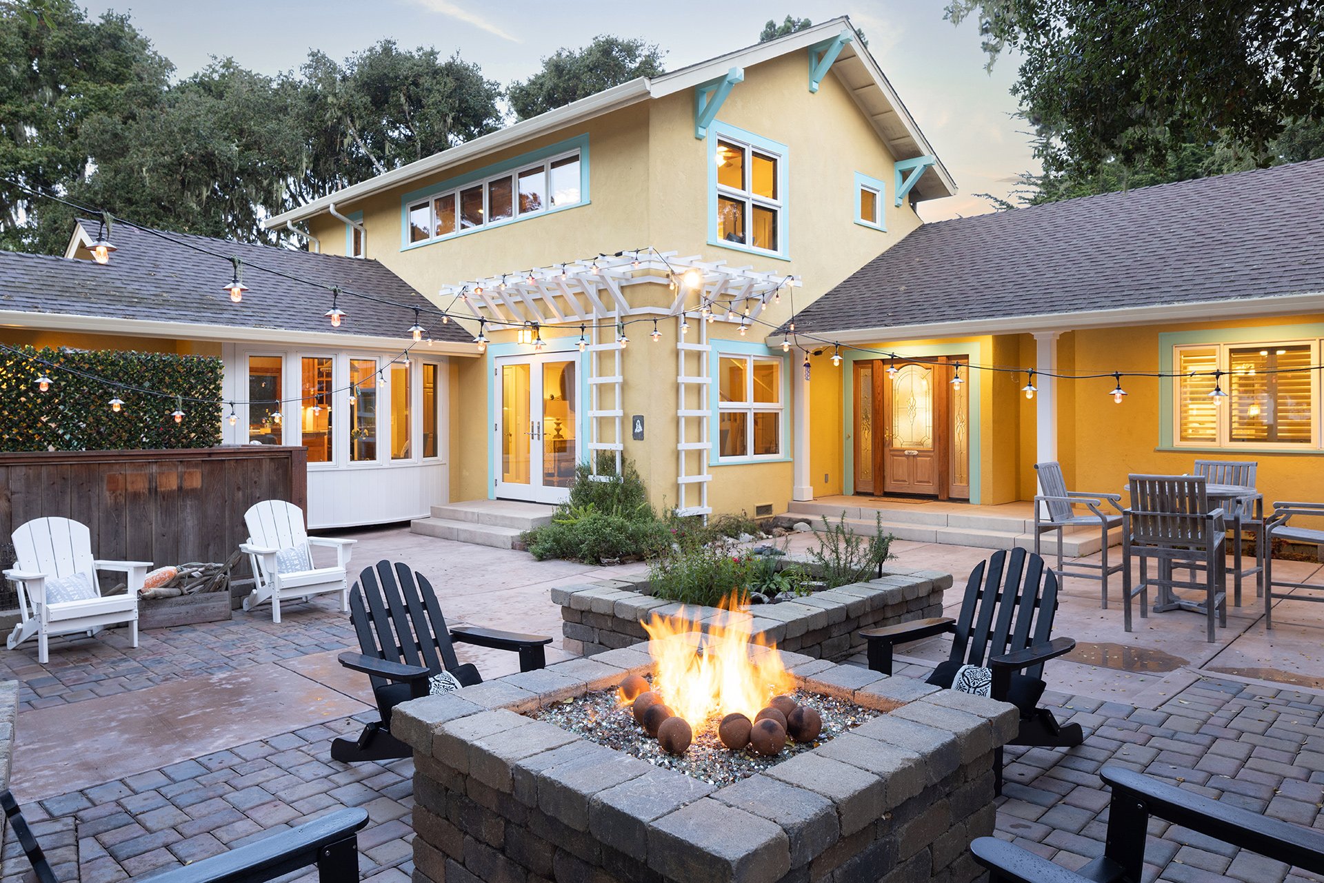 Coastal Pacific Grove Retreat