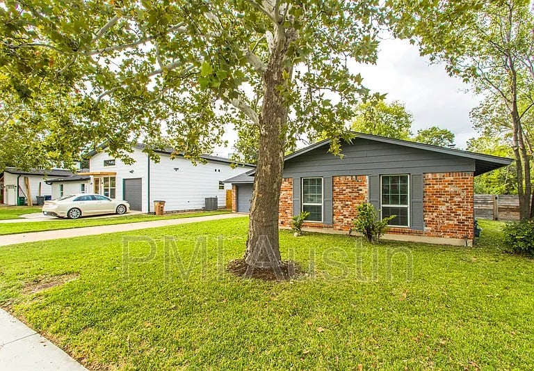 7610 Northcrest Blvd