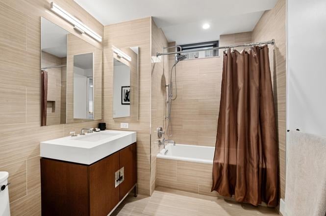 99 HUDSON ST Unit: 402
