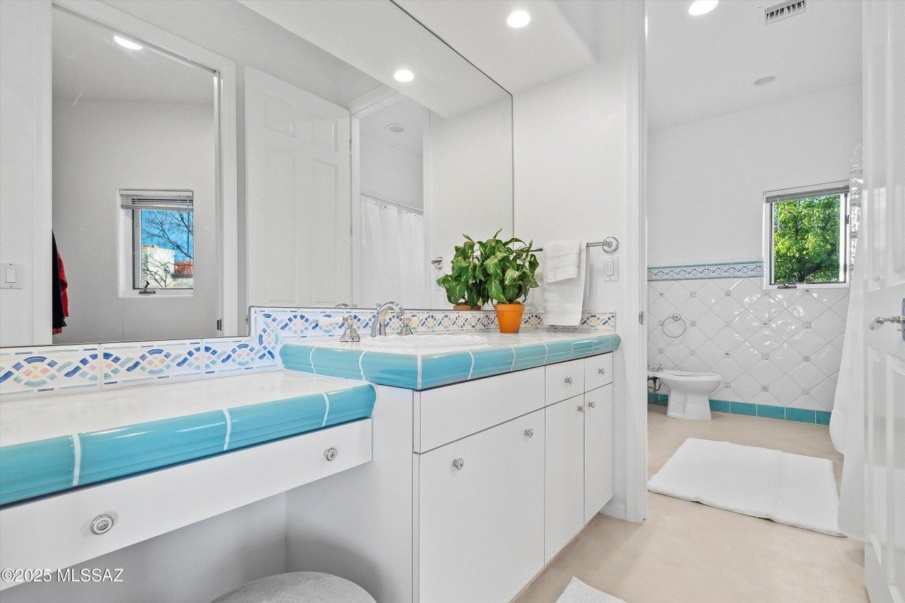 4141 N West Fernhill Cir