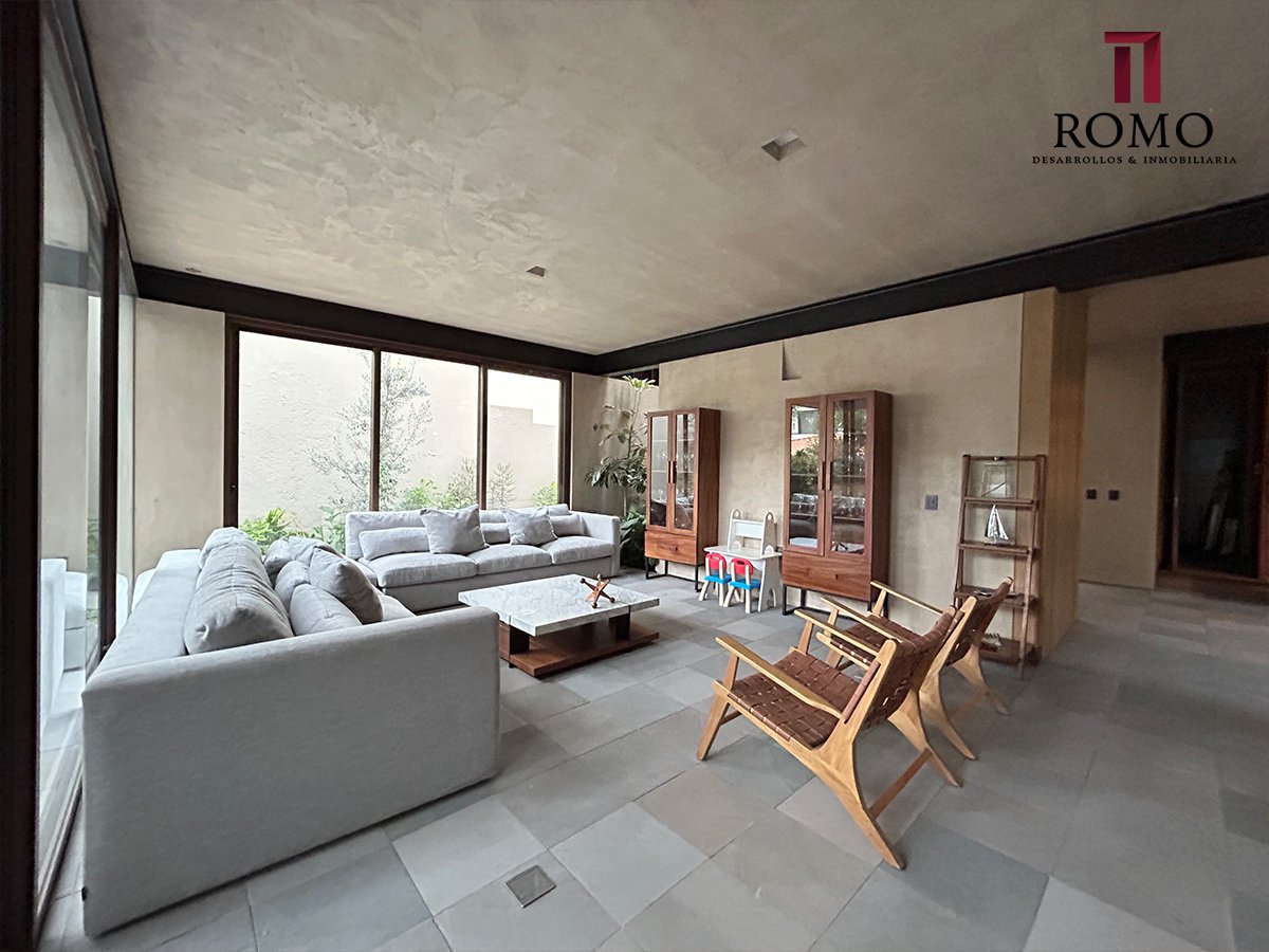 Casa en Venta Azaleas $28'800,000.00 MN