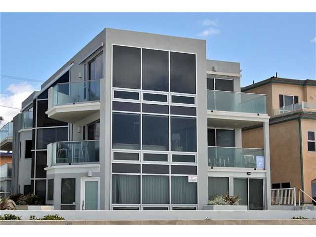 3545 Ocean Front Walk 