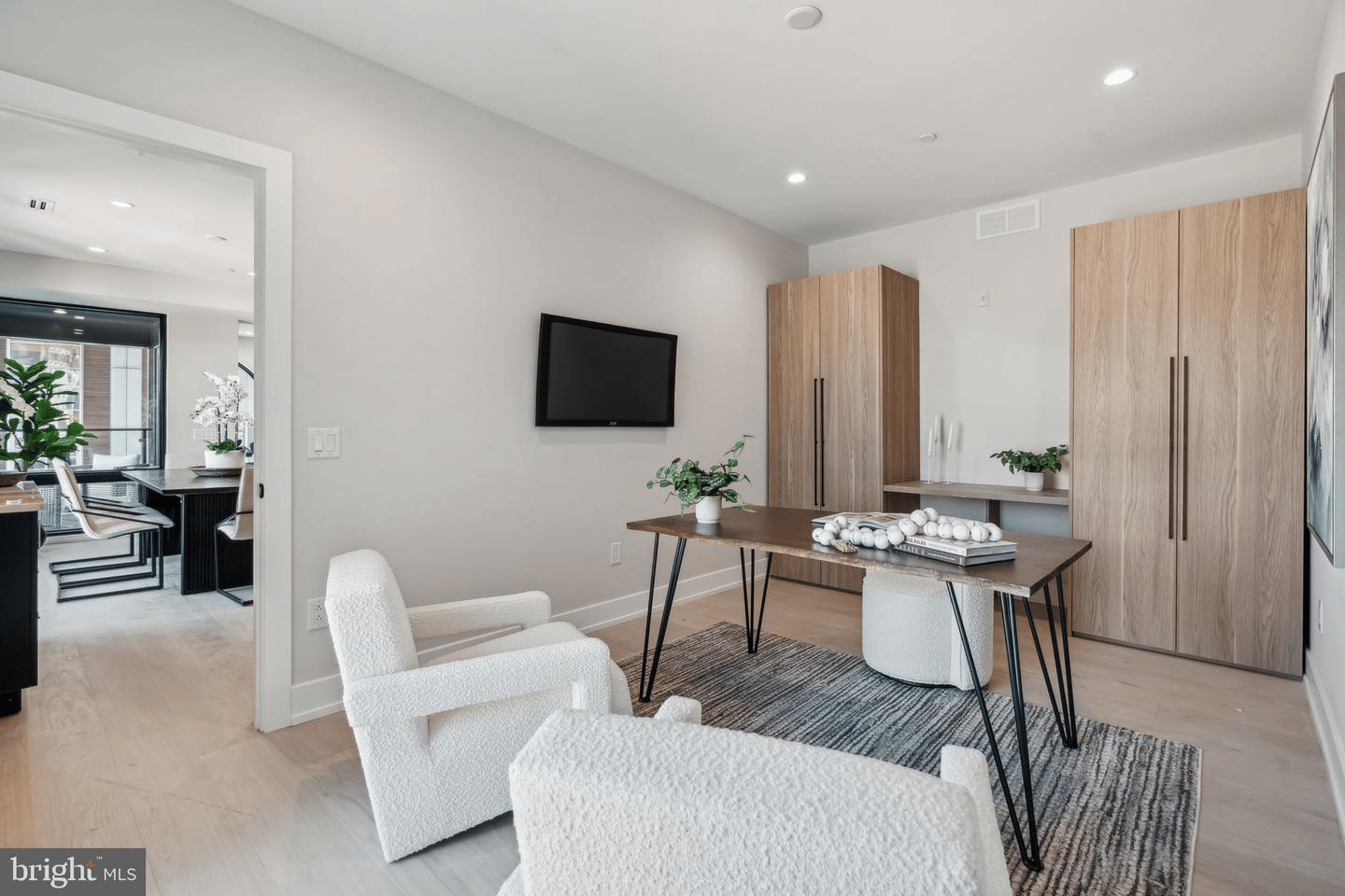 160-64 N 2nd St #601, Philadelphia, PA 19106
