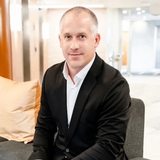 Jonathon Sakalas, Greenwood Village, CO Real Estate Agent Headshot