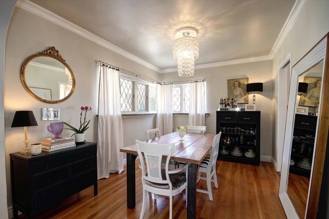 Just Listed! Stunning Land Park 3 Bedroom! a Must See!