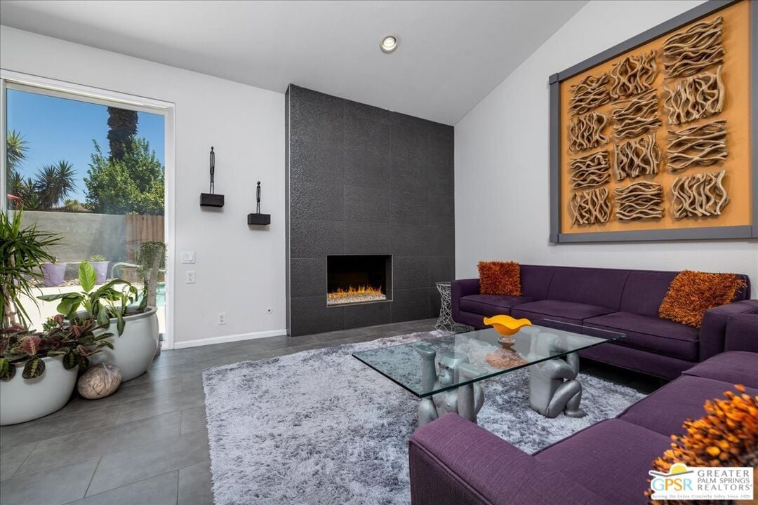 1240 S Beverly Dr