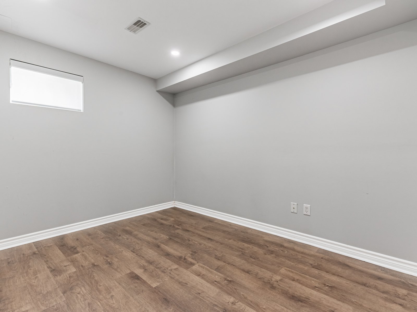 SOLD: Nestled On Quiet Riderwood Drive