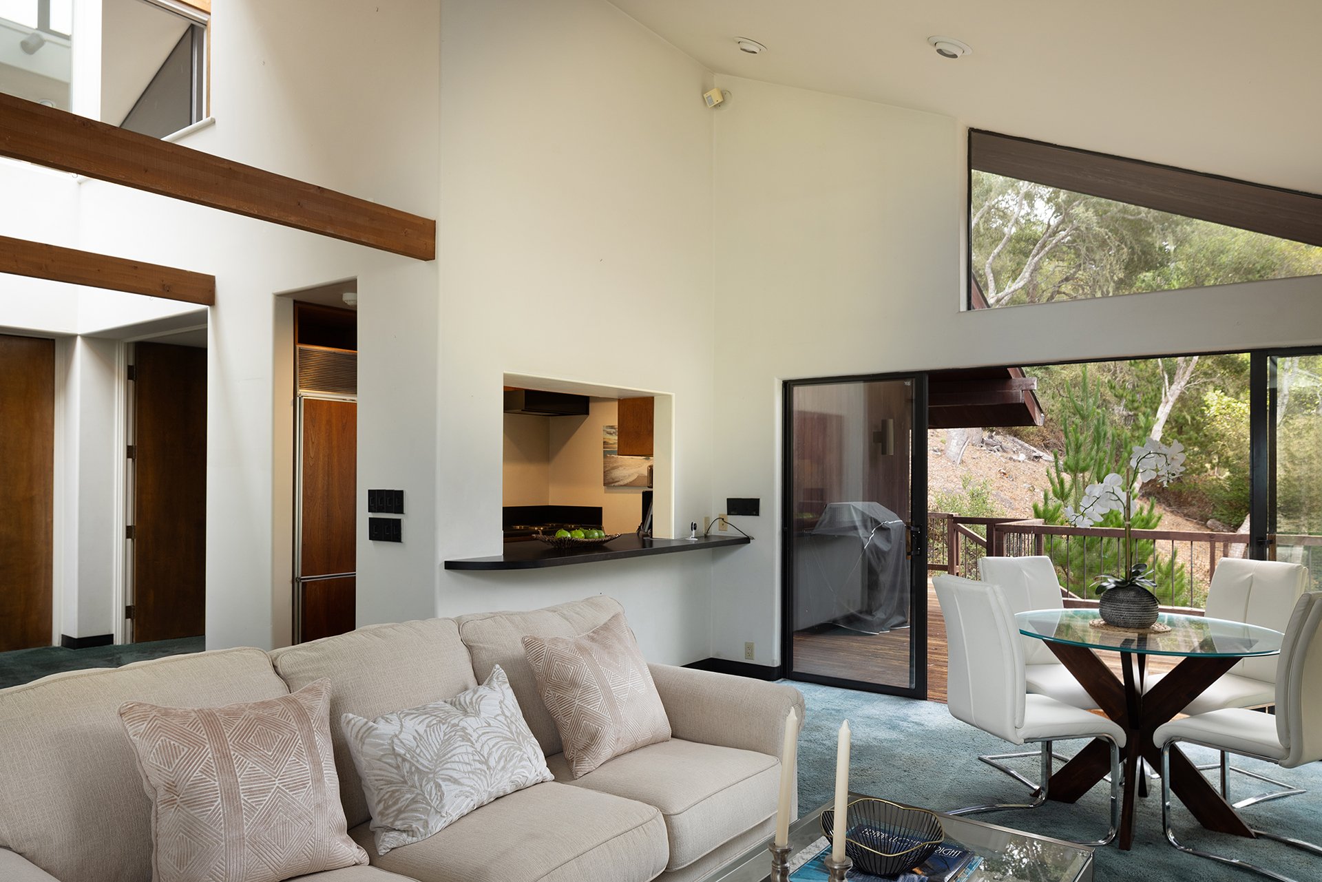 Carmel Bayview Retreat - 571 Viejo Rd
