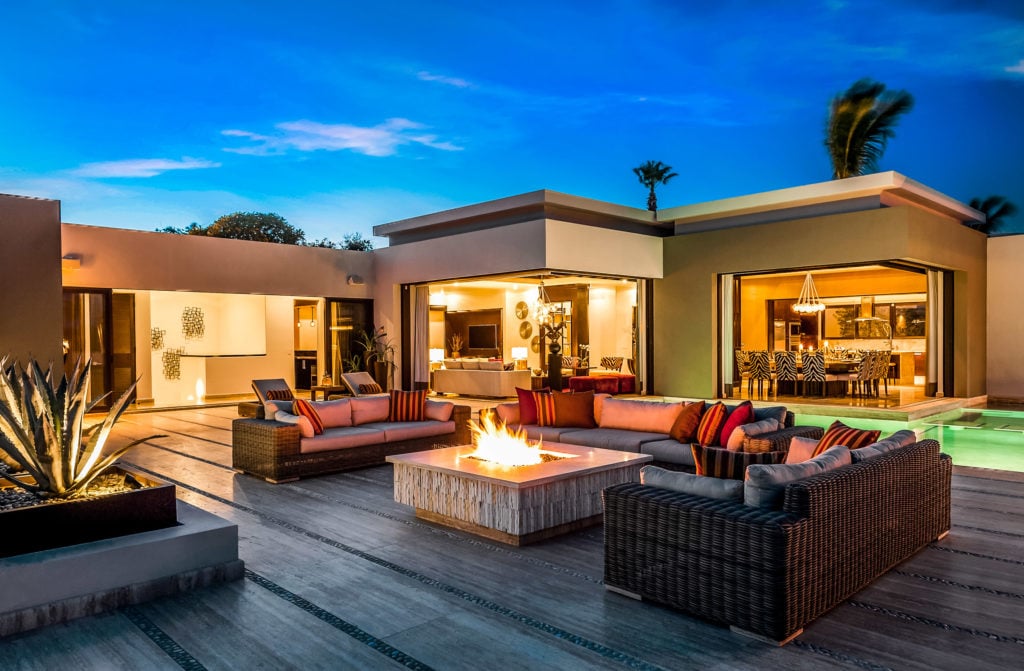 Santa Carmela in Cabo San Lucas