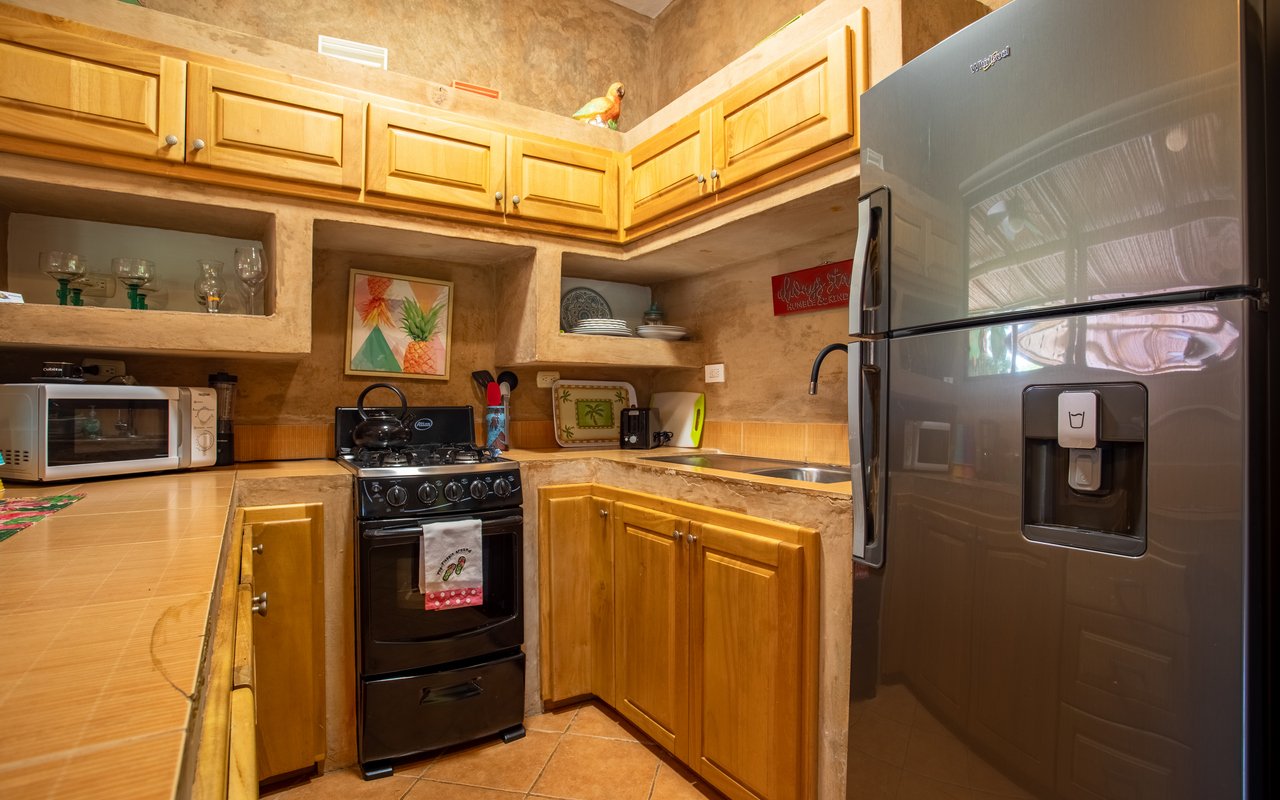 Tropical Getaway with Two Villas and Lush Gardens Near the Heart of Uvita