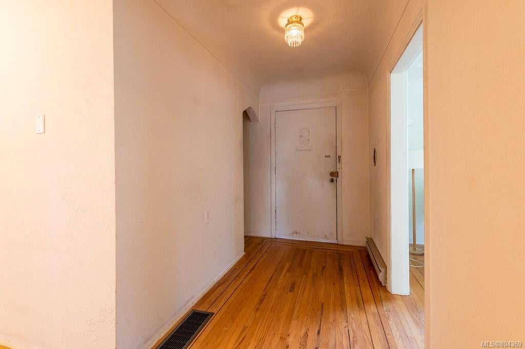 1141 Oxford St
