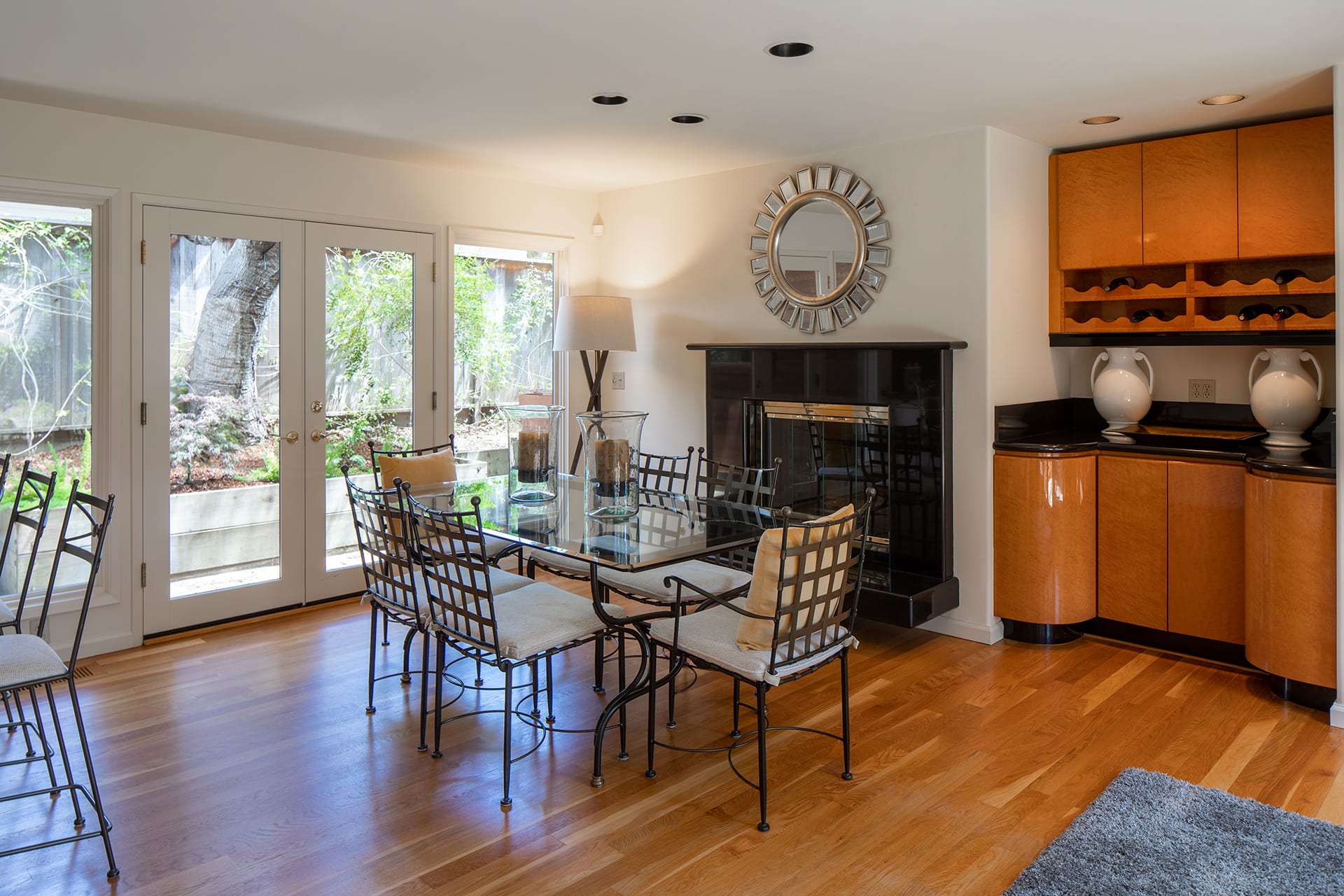 Downtown Carmel Living- San Carlos 4 SE of 12th