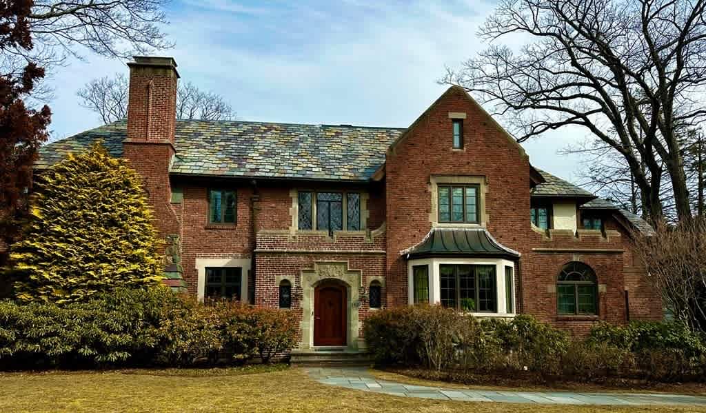 1429 Commonwealth Ave