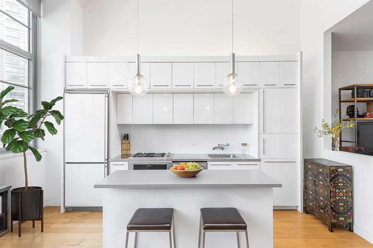 27-28 Thomson Ave #446
