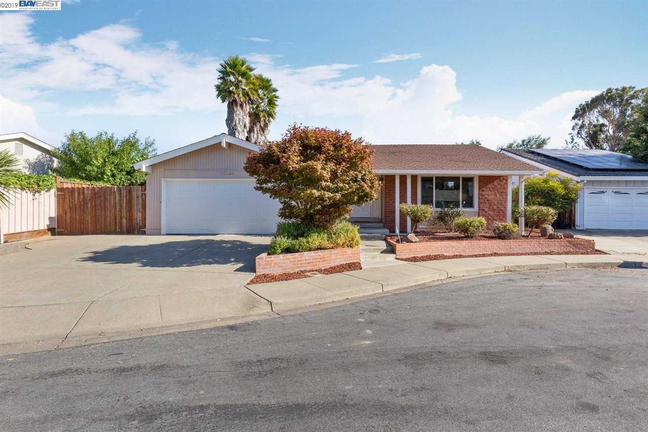 36054 Ashton Pl