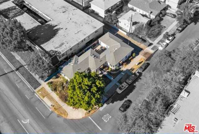 12001 Magnolia Blvd