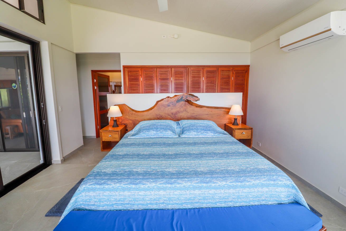 Private 2-Bed Hacienda with Ocean & Mountain Views, Pool & Development Potential in Ojochal
