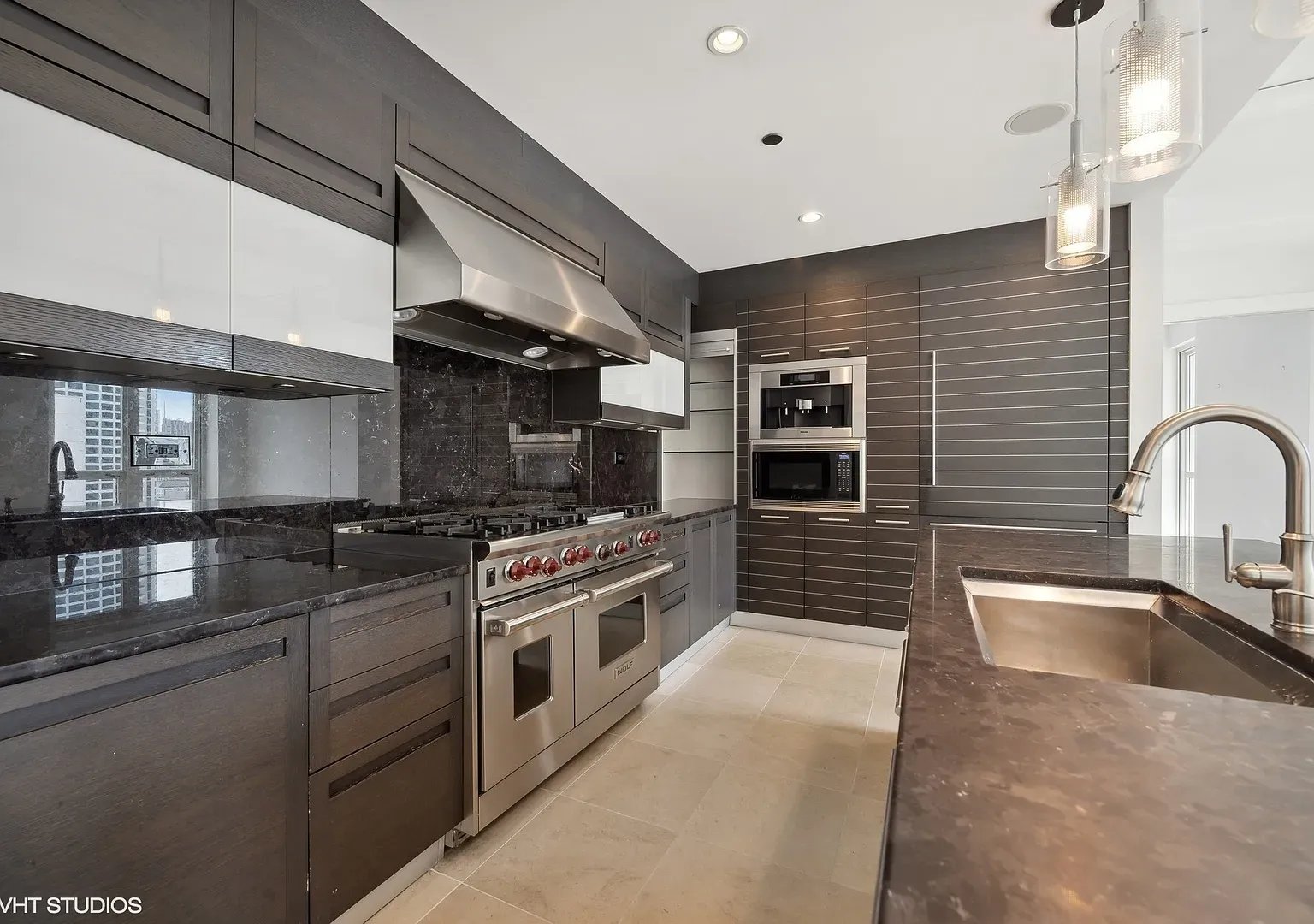 11 E Walton St APT 3101